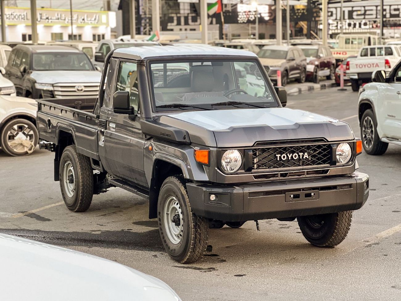 Toyota Land Cruiser Pick Up 4.0L V6 STD-E EXPORT ONLY - TOYOTA LC79 4.0L STD-E