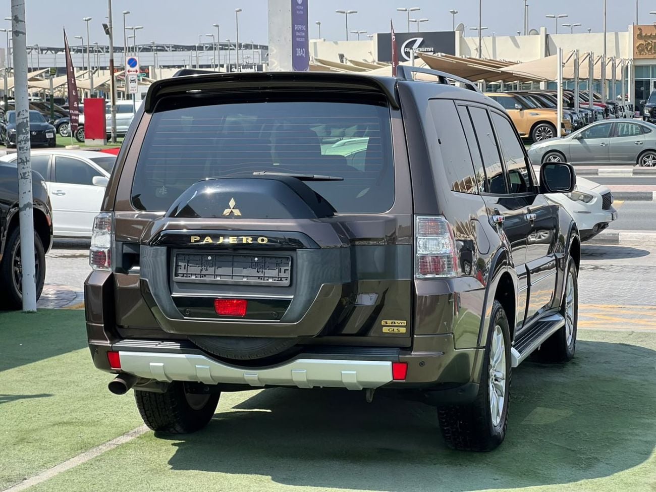 Mitsubishi Pajero GLS H/L ROCKFORD PLATINUM MITSUHBISHI PAJERO GLS 2020.ENGINE 3.8L/V6.