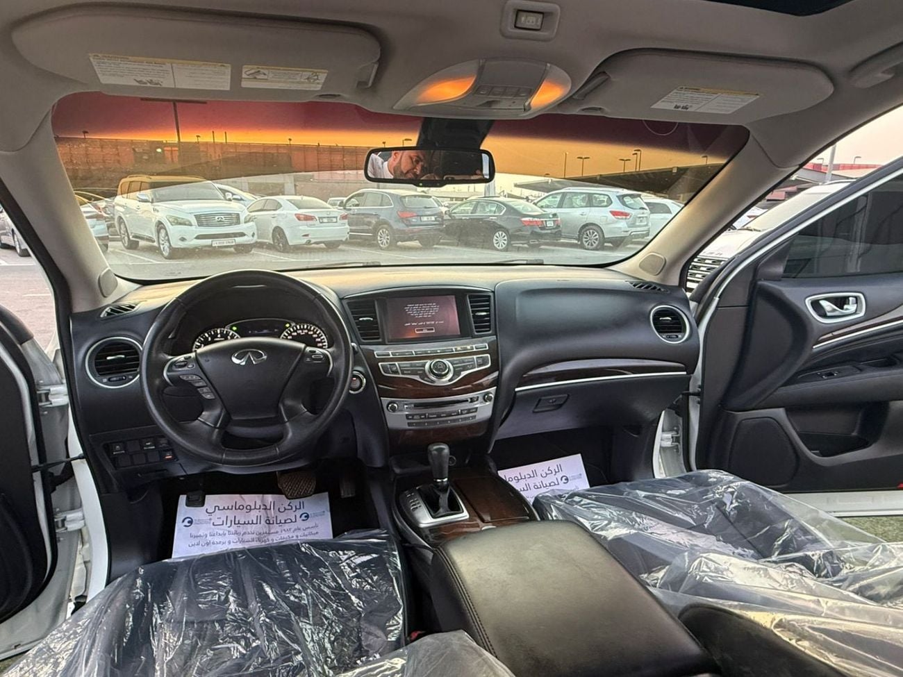 Infiniti QX60 PREMIUM panoramic sunroof, excellent condition, 4x4