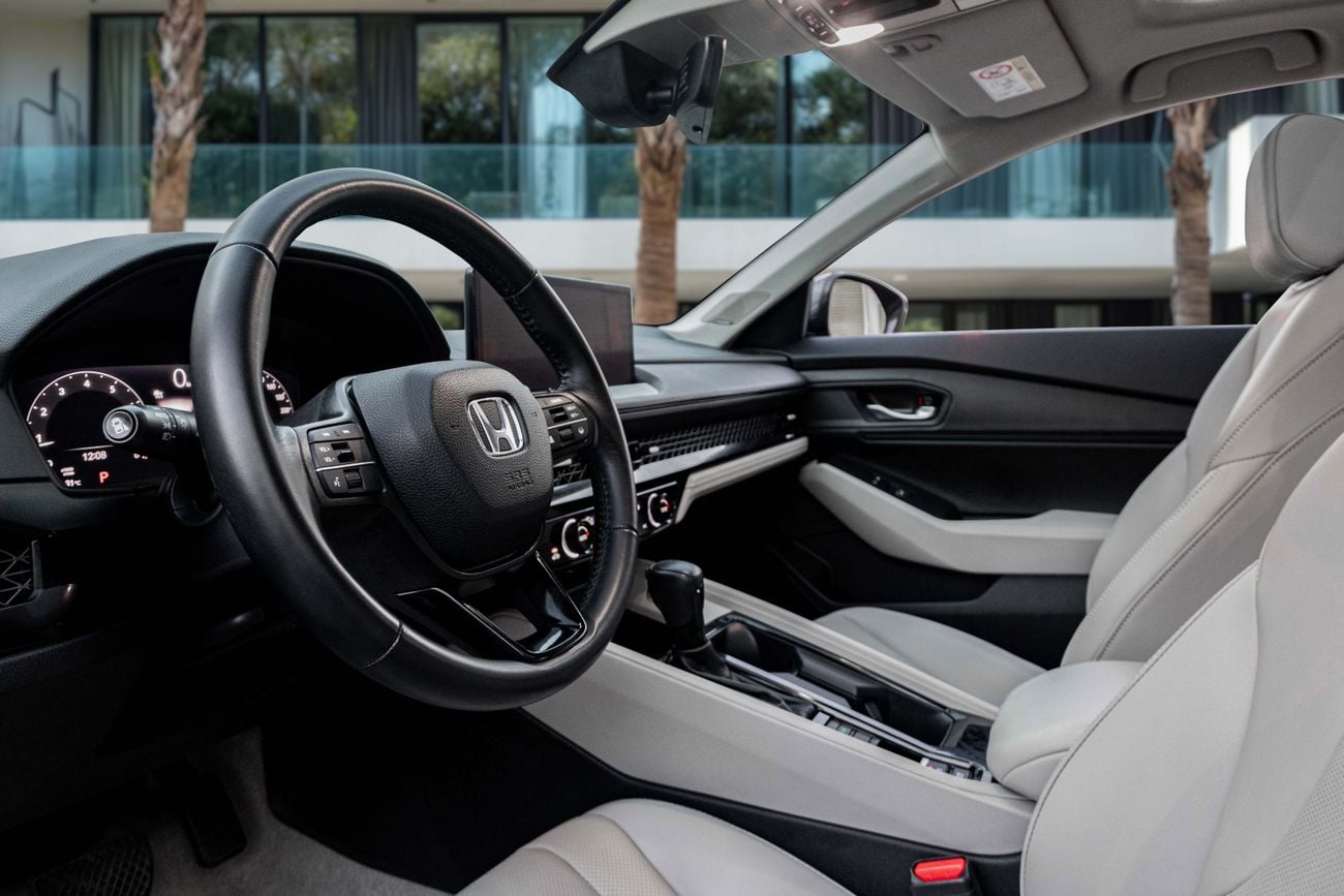 هوندا أكورد EX-L Accord EX-L | 2,155 P.M | 0% Downpayment | Agency Warranty & Service