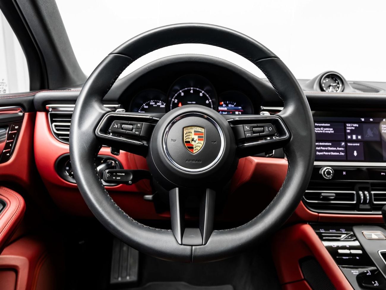 Porsche Macan STANDARD BUY NOW, PAY 2027 | THE BLACKLINE STANDARD | 2027 Porsche Warranty, Full Service History, GCC