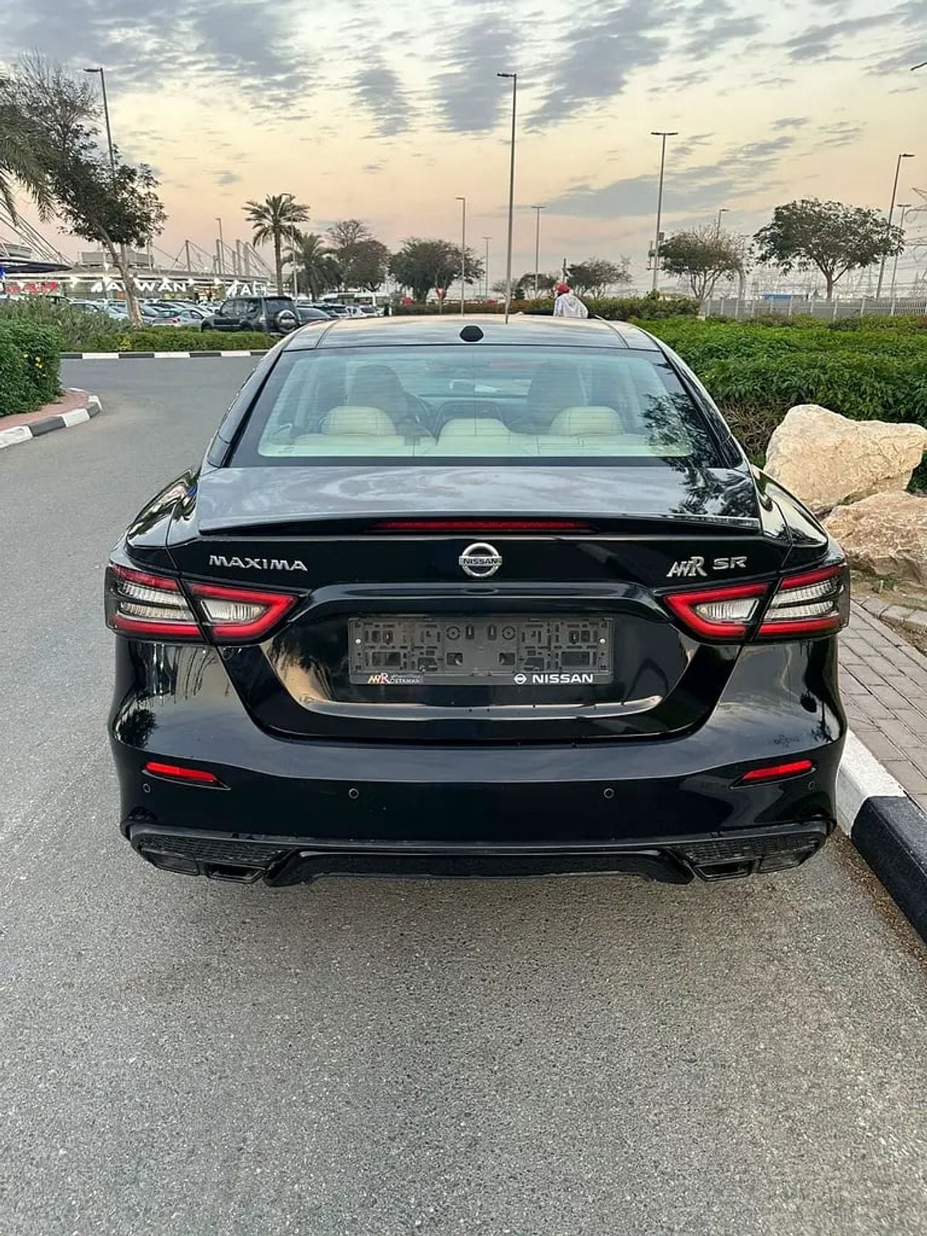 نيسان ماكسيما إس آر FULL OPTION GCC SPECS SINGLE OWNER ORIGINAL PAINT
