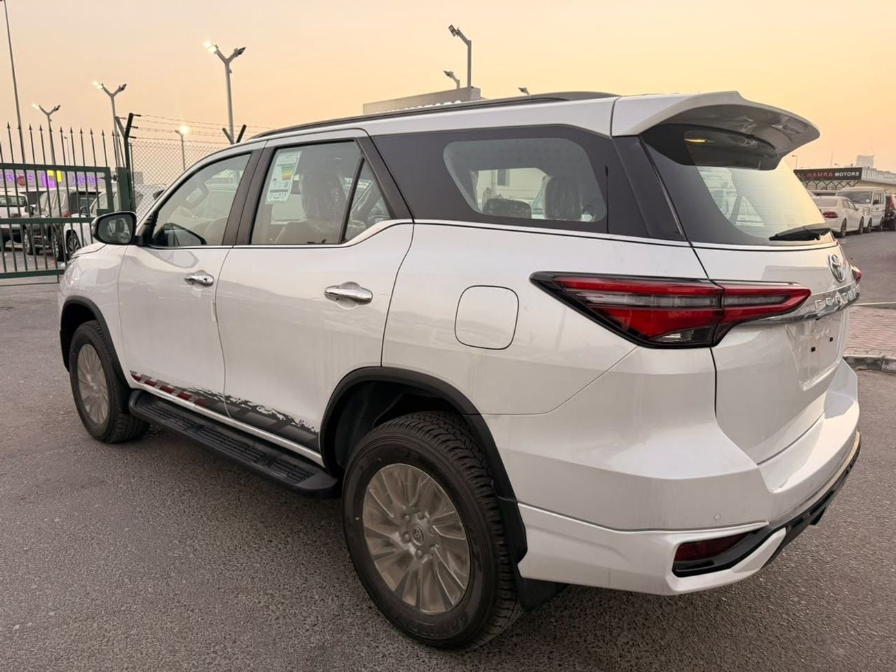 Toyota Fortuner SR5 2026 TOYOTA FORTUNER VX 4.0L V6 PETROL