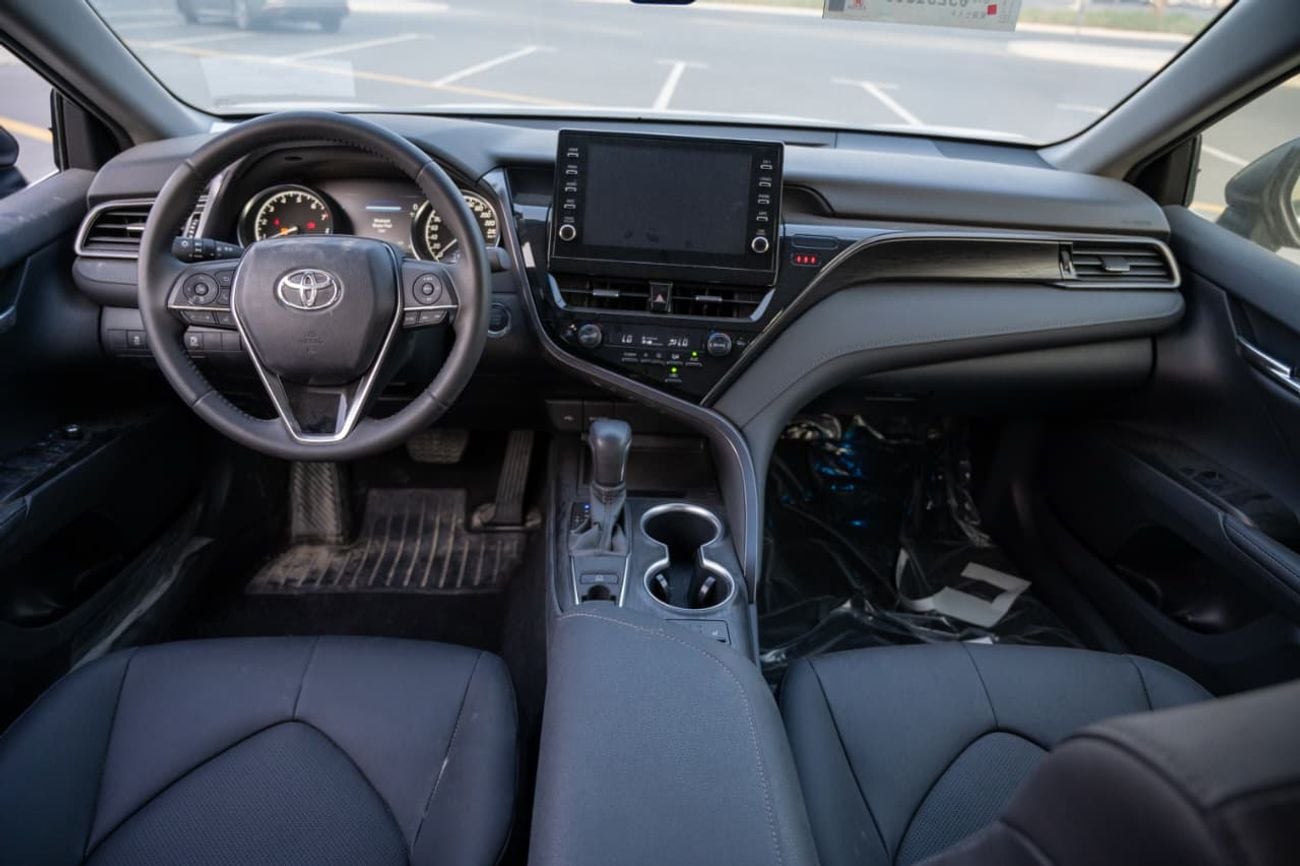 Toyota Camry GLE-X
