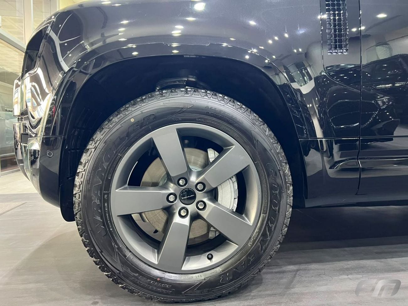Land Rover Defender 110 X-DYNAMIC HSE P400