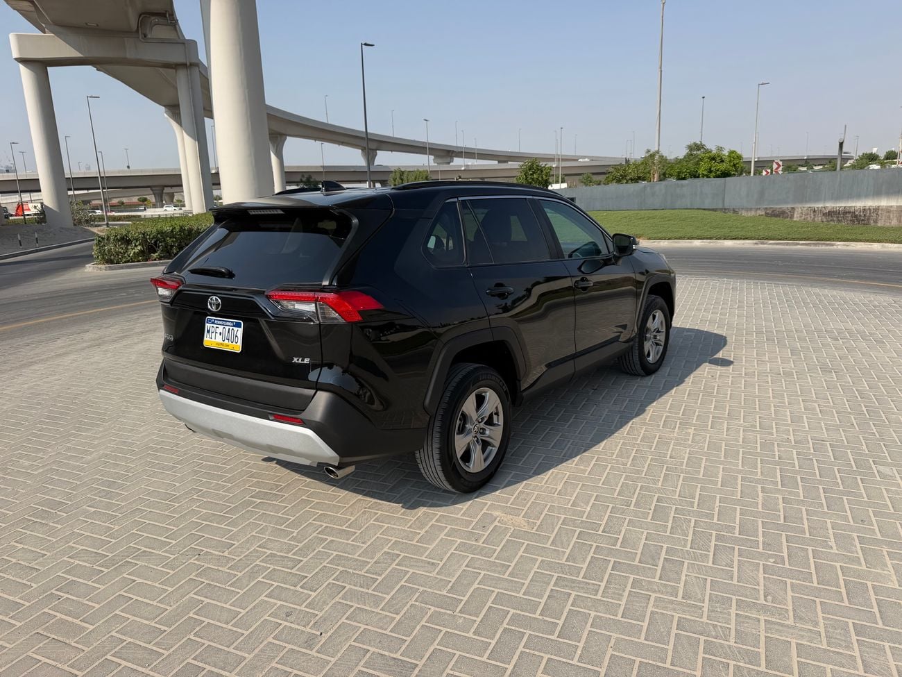 تويوتا راف ٤ XLE