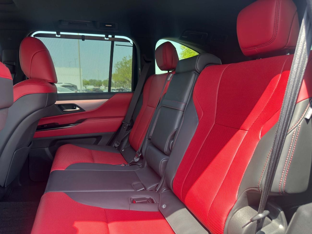 لكزس LX 700h F سبورت **2025** مواصفات مجلس التعاون الخليجي، أنيق ونظيف، أقل