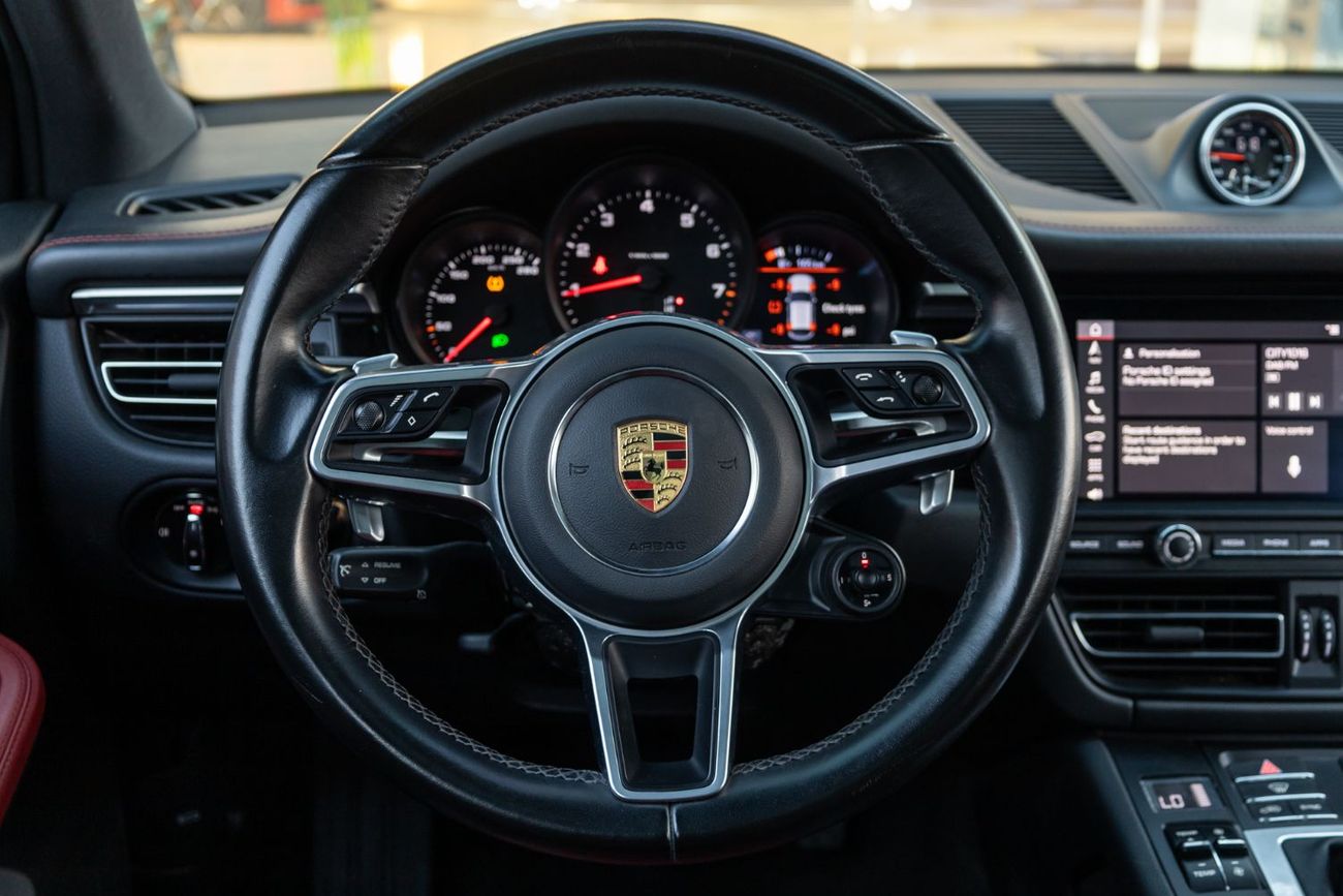 Porsche Macan Std 2.0L (252 HP) Porsche Macan 2021 GCC| Warranty