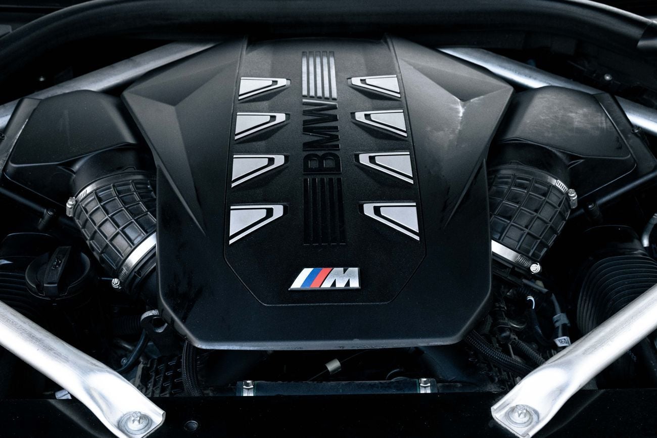 BMW X7 M60i XDRIVE X7 M60i | 6,463 P.M | 0% Downpayment | BMW WARRANTY & SERVICE!