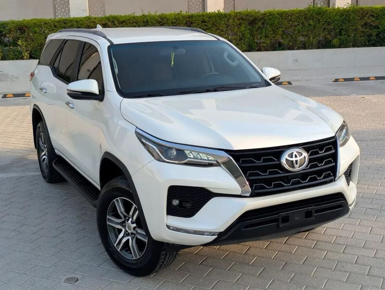 Toyota Fortuner GXR V6 4.0L | 89,185 KM | GCC Specs | Excellent Condition