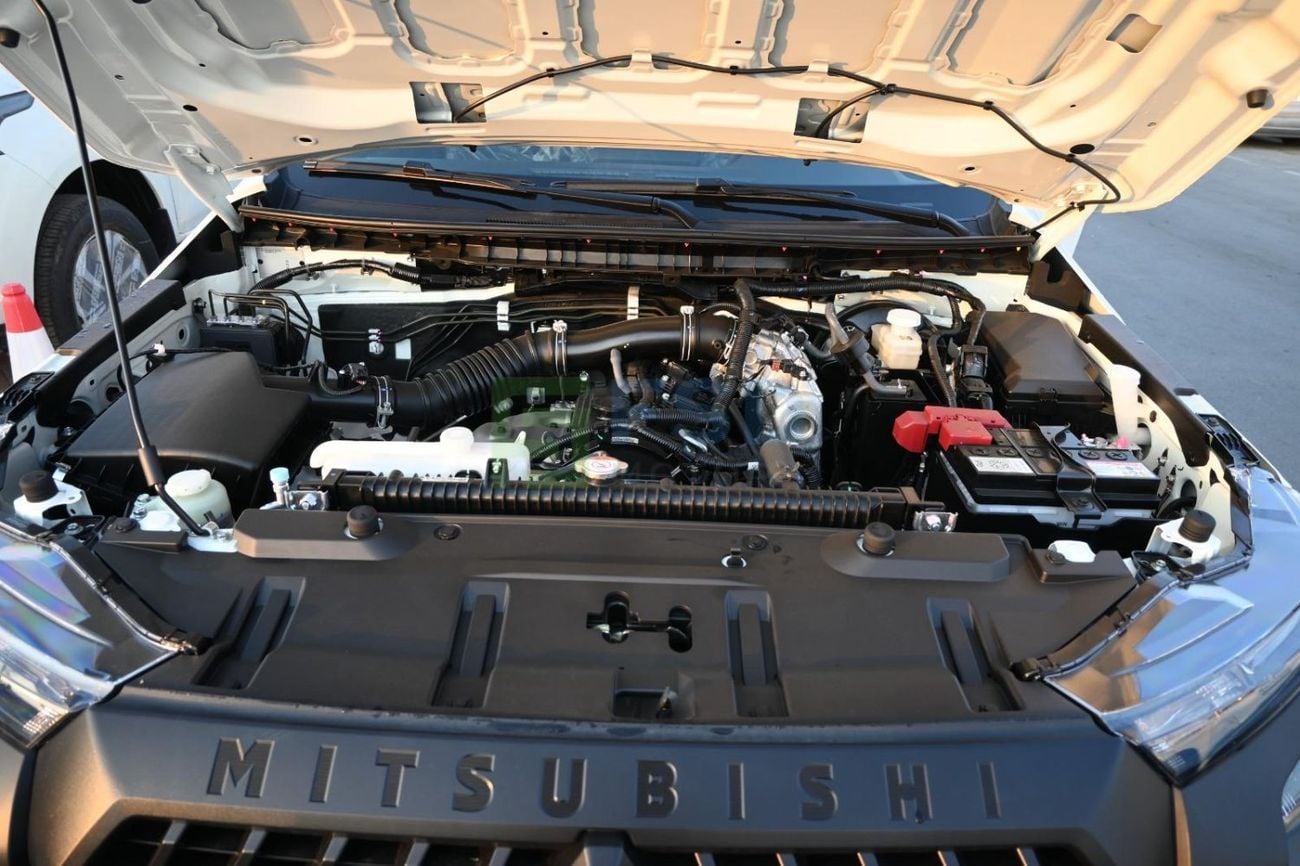 ميتسوبيشي L200 GL MITSUBISHI L200 2.4L PETROL DCABIN 4X4 5MT CHROME PACKAGE MY-2027