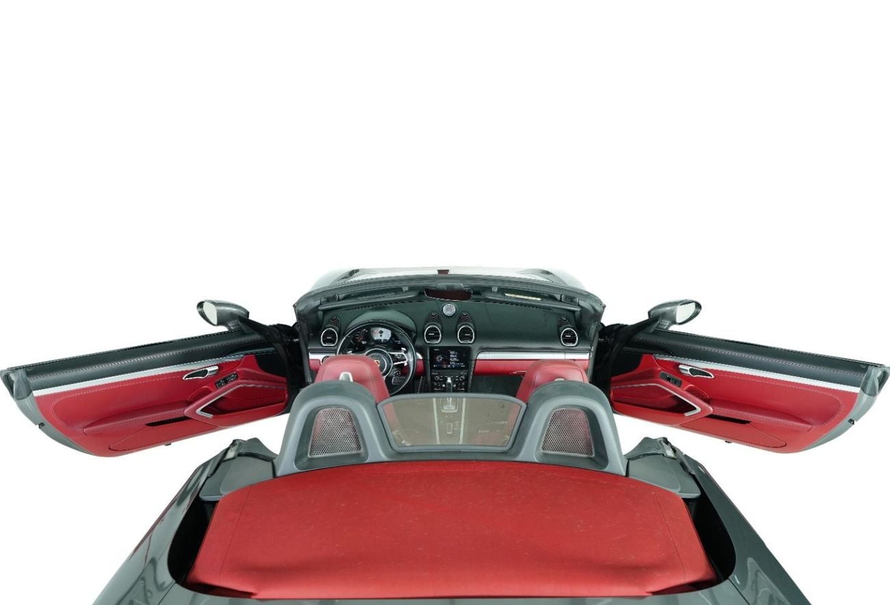 Porsche 718 Boxster S GCC-Low Mileage-Excellent Condition-High Specification Edition