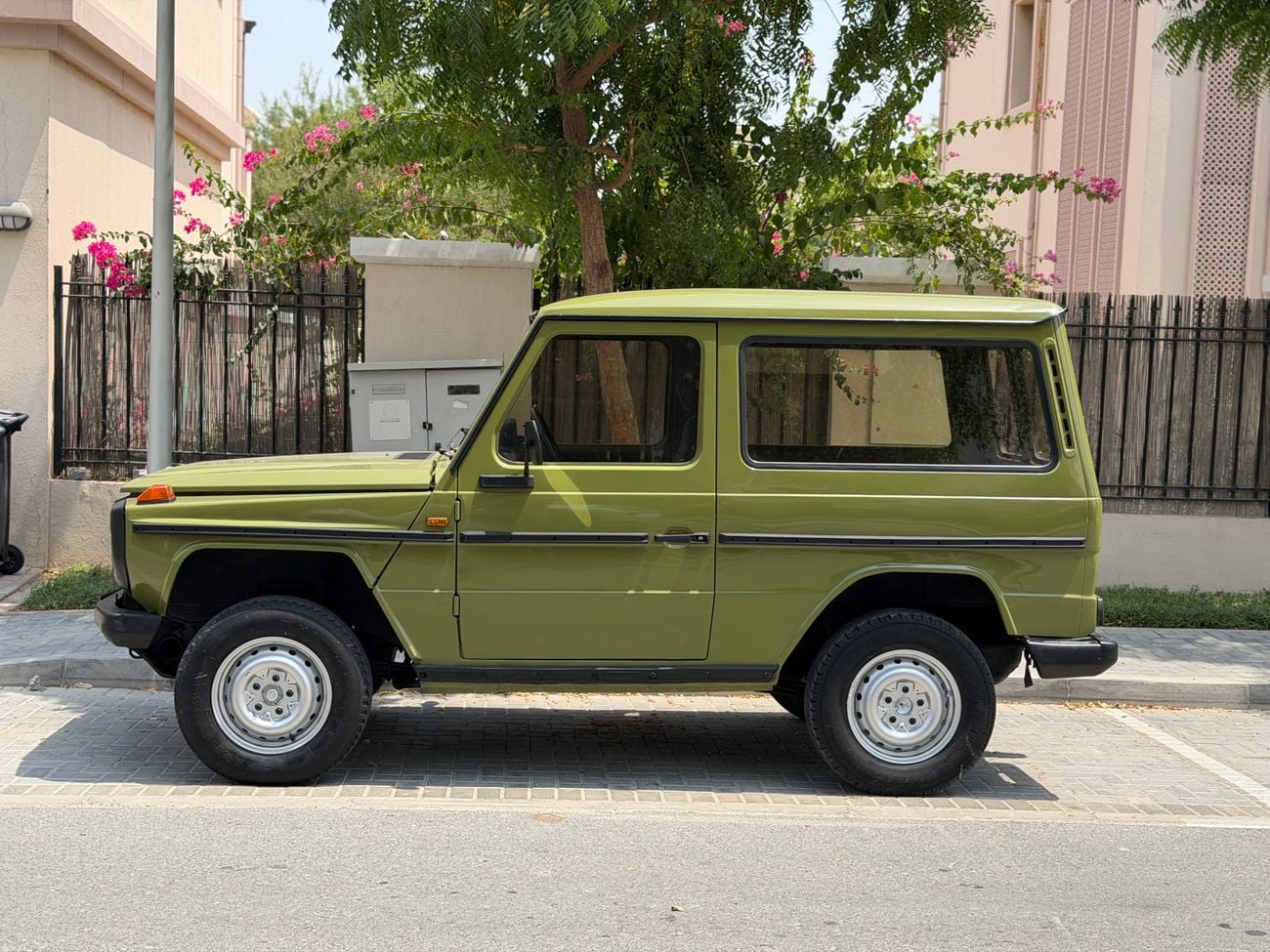 Mercedes Benz G320 Mercedes Benz G300