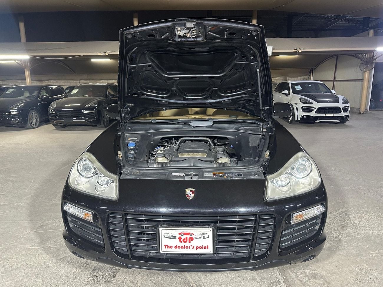 Porsche Cayenne GTS | SUNROOF | TWO KEYS | HALF ALCANTARA LEATHER BEIGE SEATS