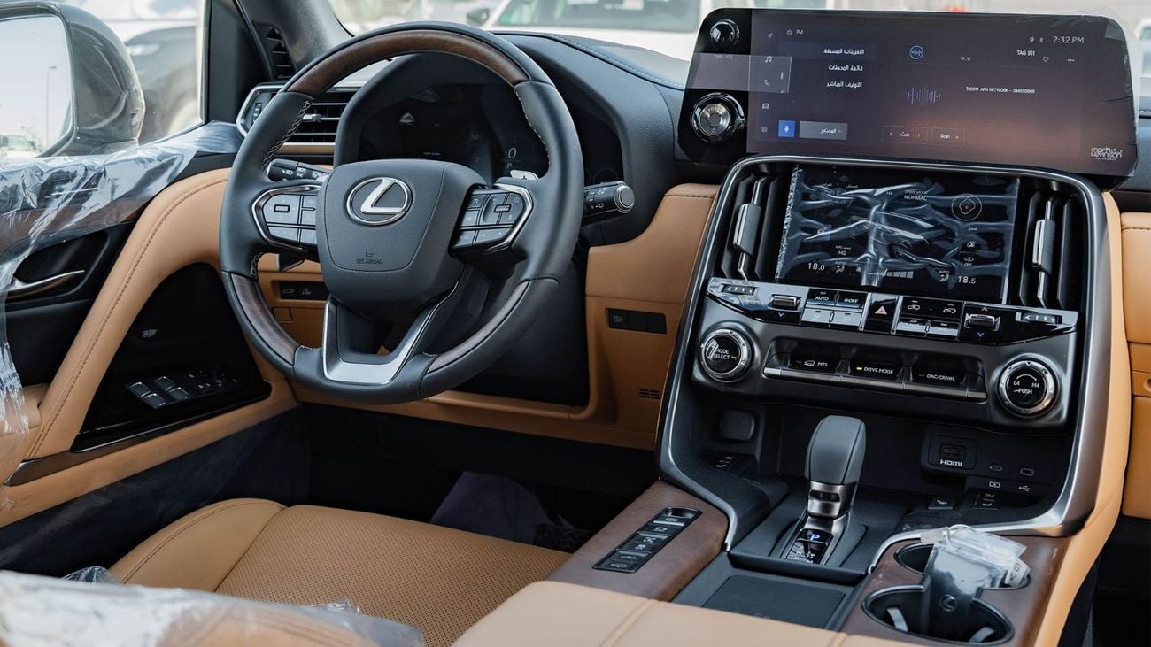 لكزس LX 700h SIGNATURE 2026 Lexus LX700h Signature 3.5L Twin-Turbo AT Hybrid 07 Seaters With auto parking (Black)