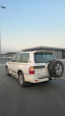 تويوتا لاند كروزر VXR TOP LTH VXR | GCC Specs | Reliable Classic SUV