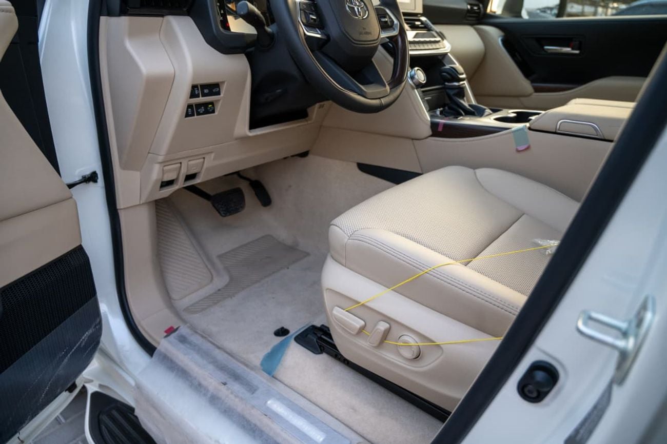 Toyota Land Cruiser GXR 4.0L V2 WITH RADAR 2026 MODEL GCC SPECS