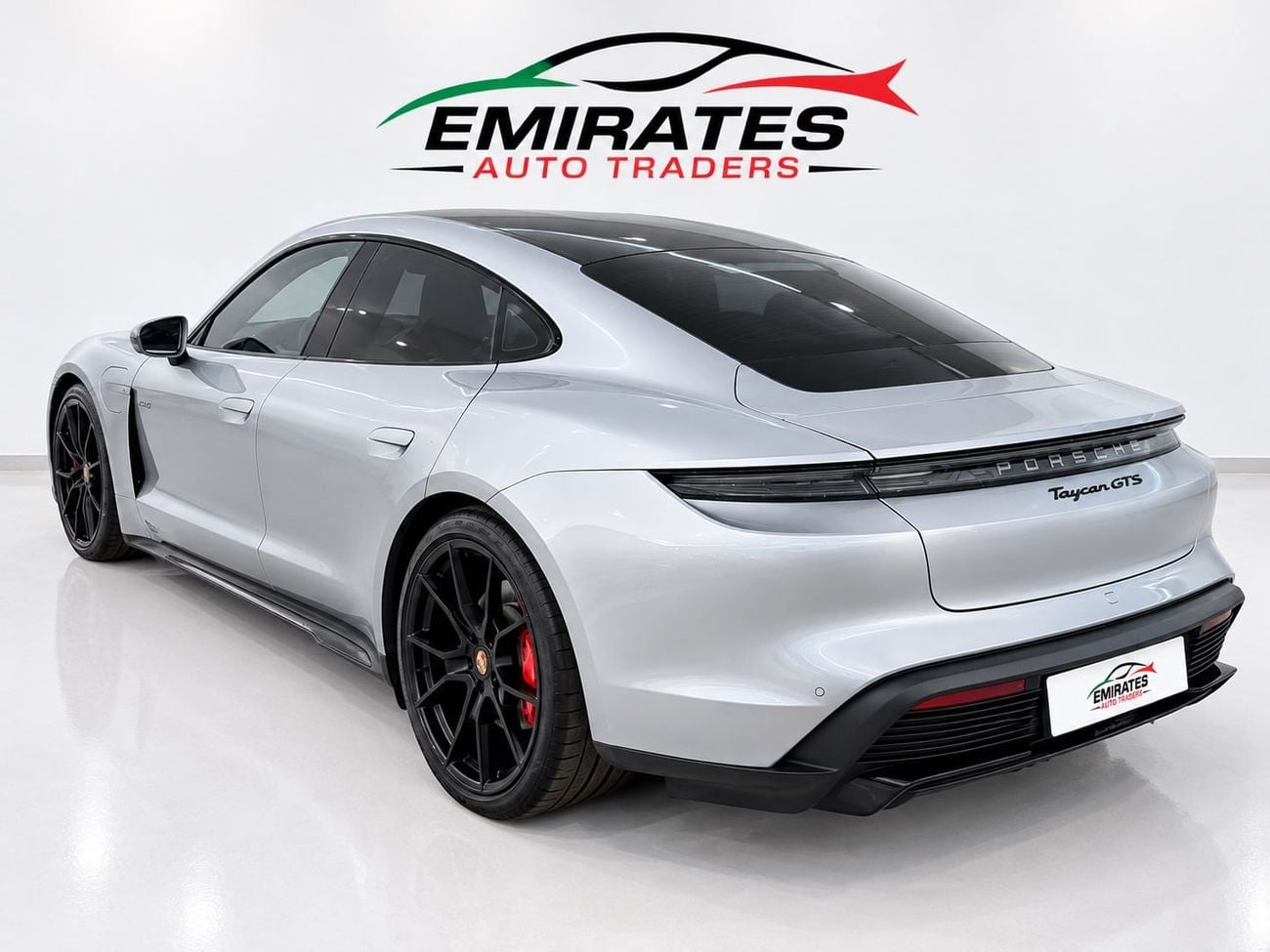 بورش تايكان GTS