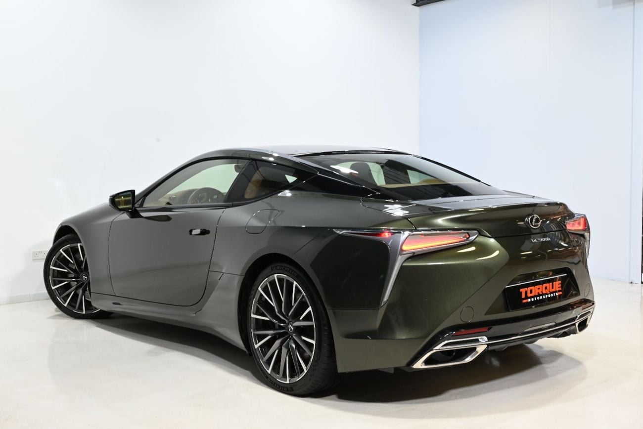 لكزس LC500h لكزس LC 500h موديل 2025، سجل صيانة كامل، ضمان لمدة عام، حالة ممتازة، ملكية نظيفة