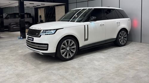 Land Rover Range Rover HSE P400 GCC warranty and service contract until 2030