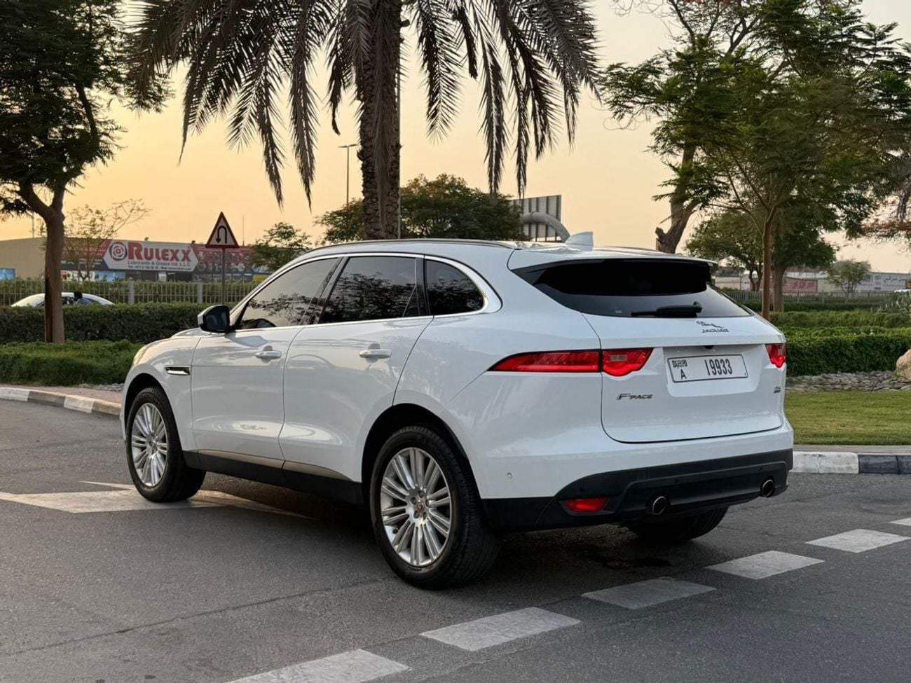 Jaguar F-PACE PORTFOLIO Jaguar F-Pace 2017 | GCC Specs | Low Mileage | Pristine Condition