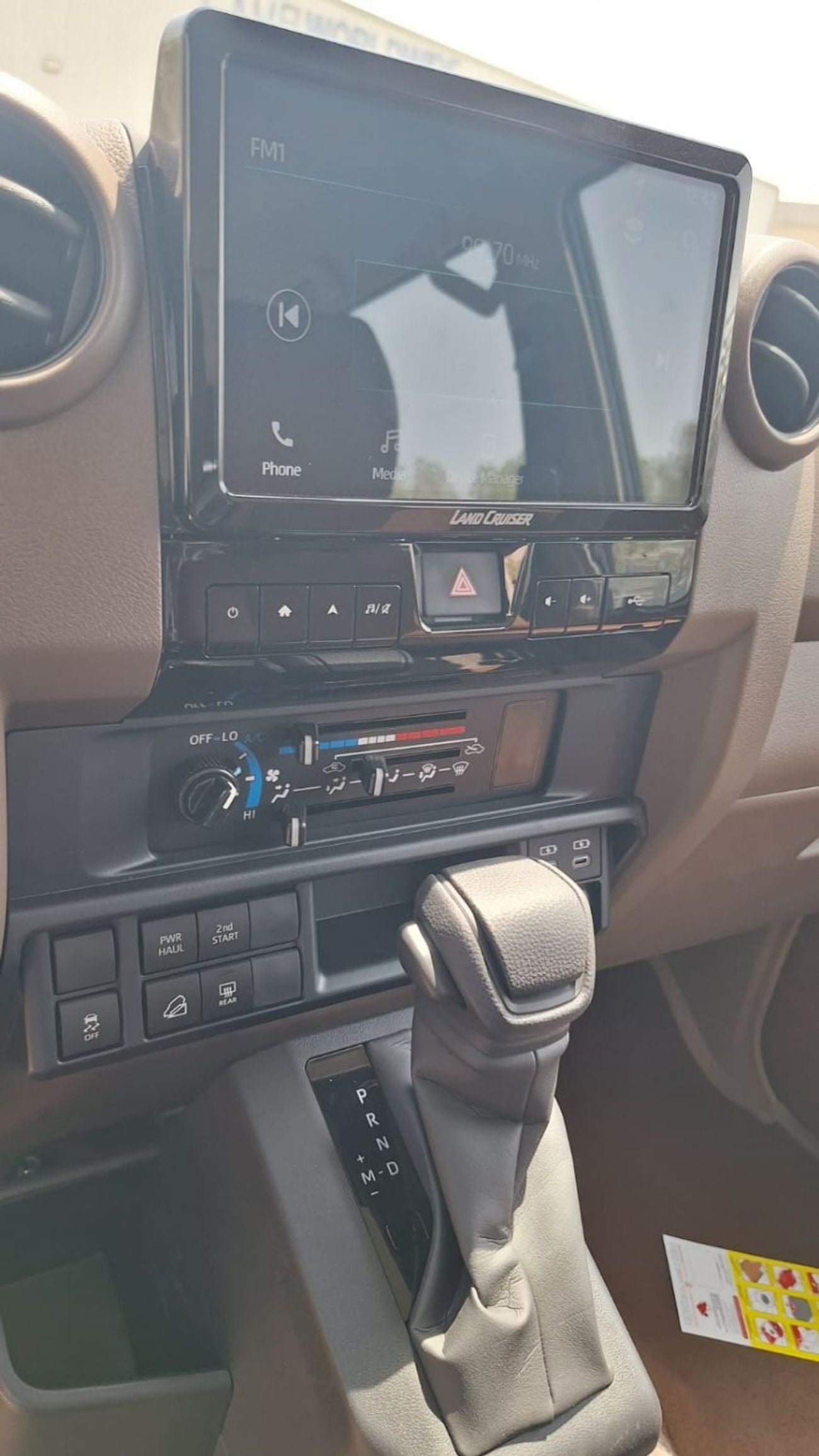 Toyota Land Cruiser 70 LC76 LX