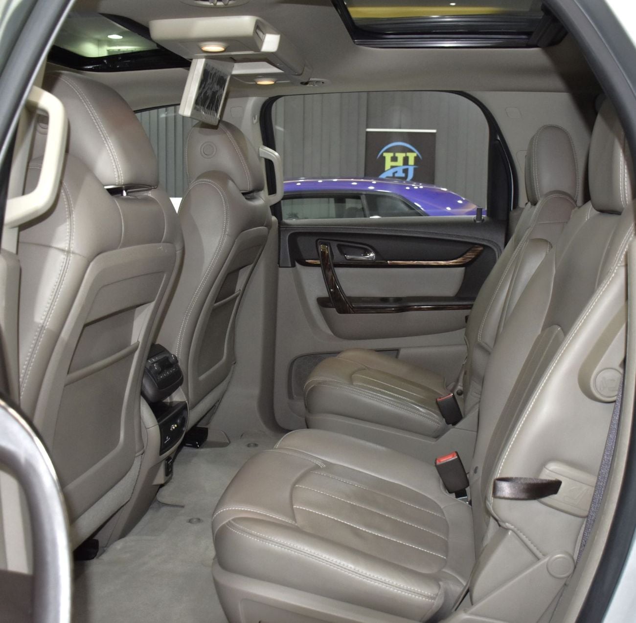 GMC Acadia DENALI EXCELLENT DEAL for our GMC Acadia Denali AWD ( 2014 Model ) in Silver Color GCC Specs