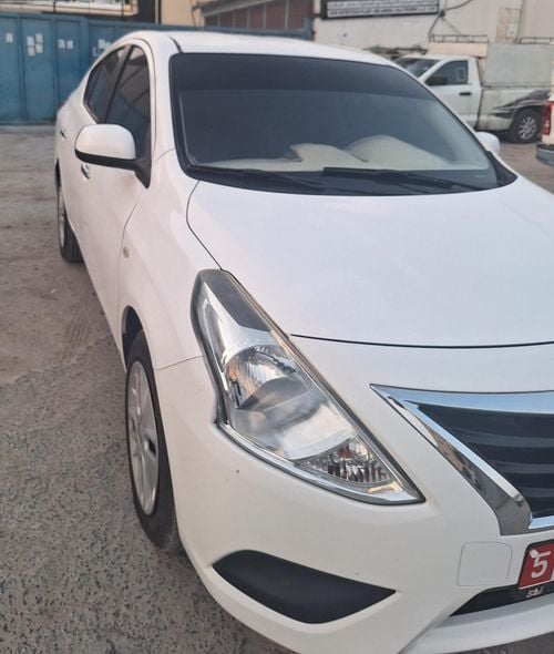 Nissan Sunny SV