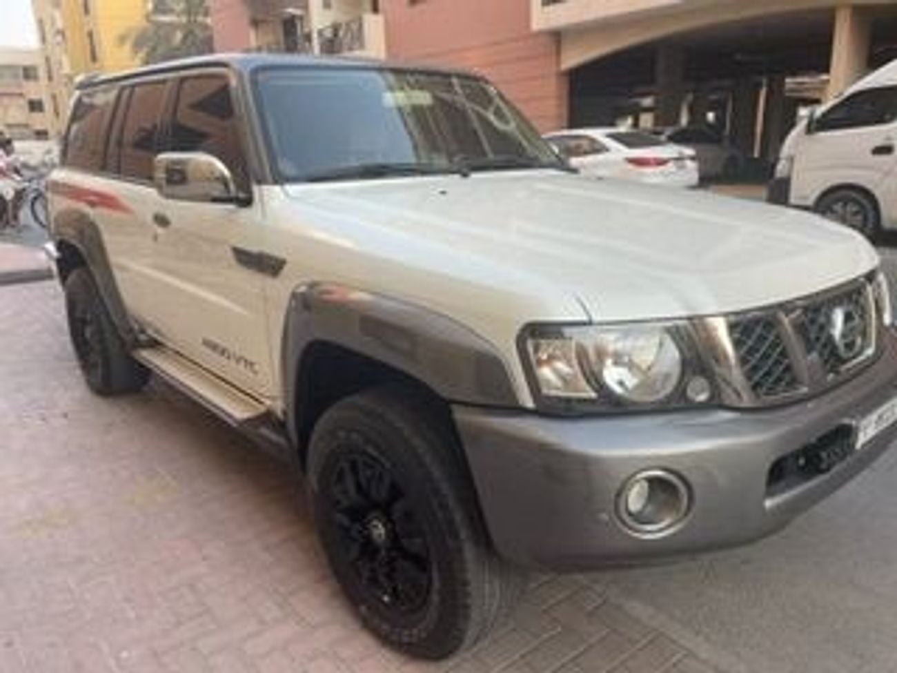 Nissan Patrol SUPER SAFARI 2019 GCC SINGLE OWNER IN MINT CONDITION