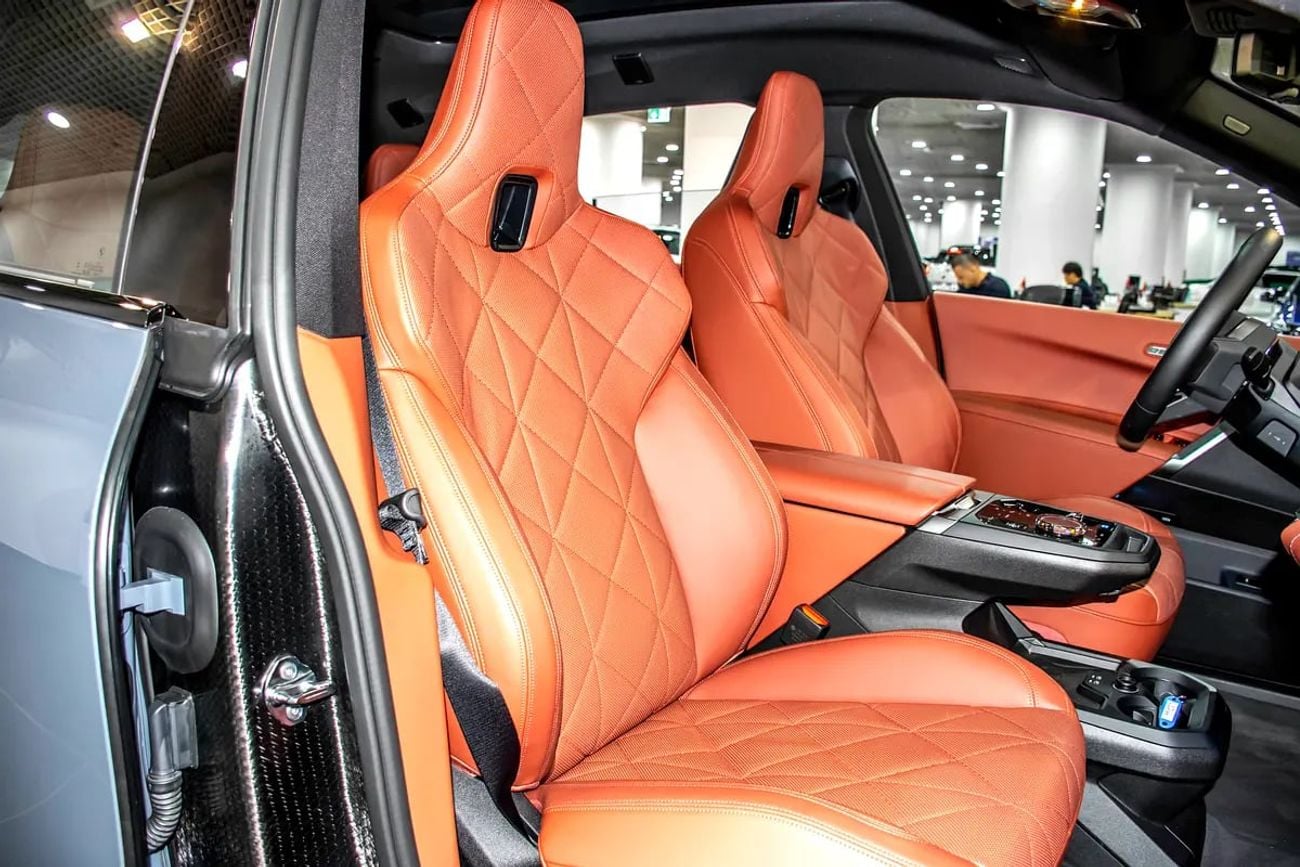 BMW iX xDrive60
