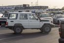 Toyota Land Cruiser 70 LC76 LX EXPORT ONLY - LC76 2.8 E Automatic - Basic with diff lock