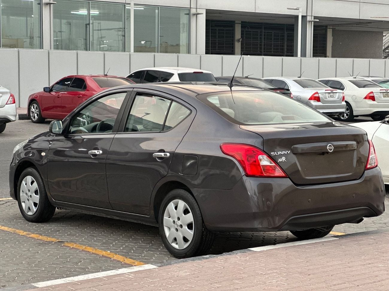 Nissan Sunny SV