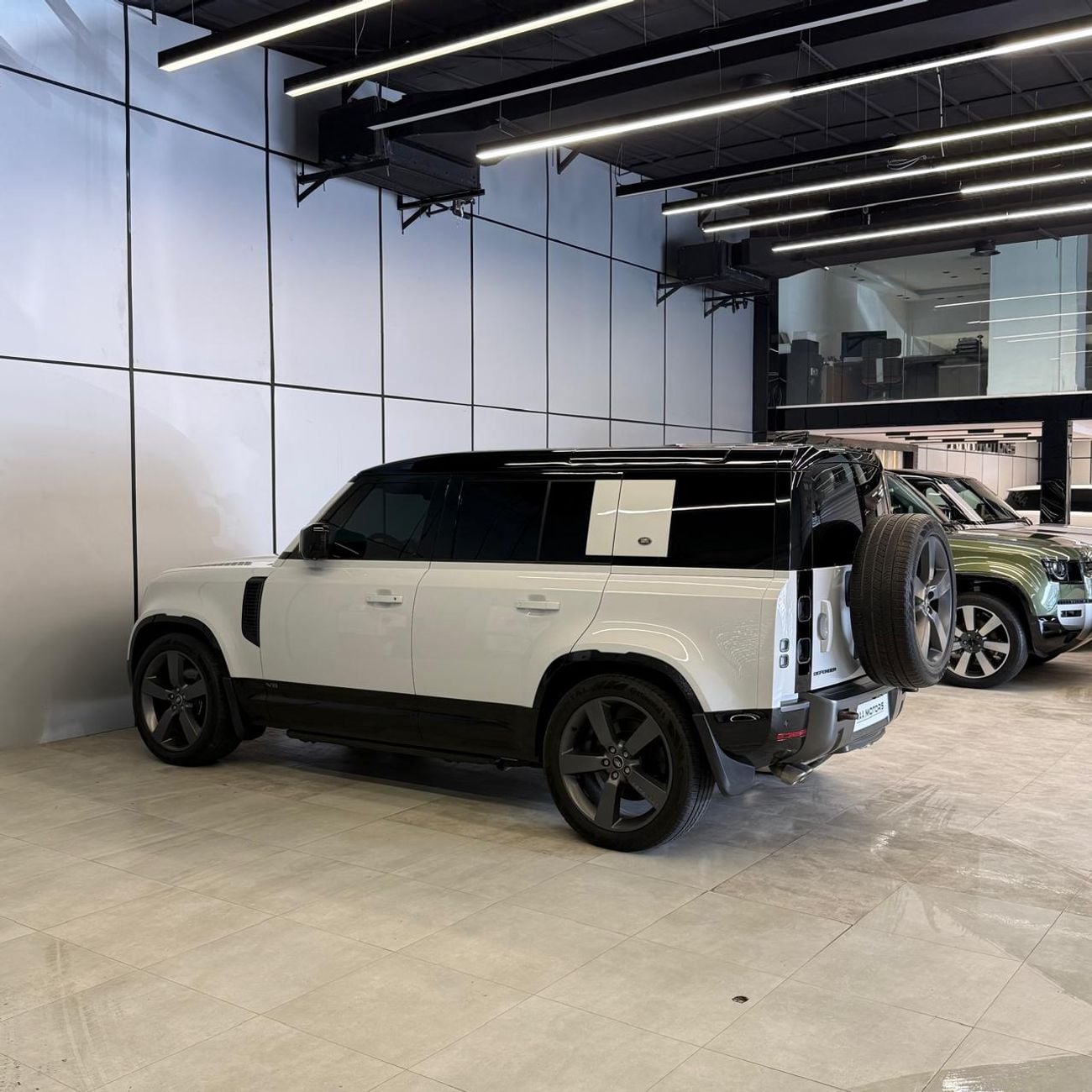 Land Rover Defender 110 525 EDITION