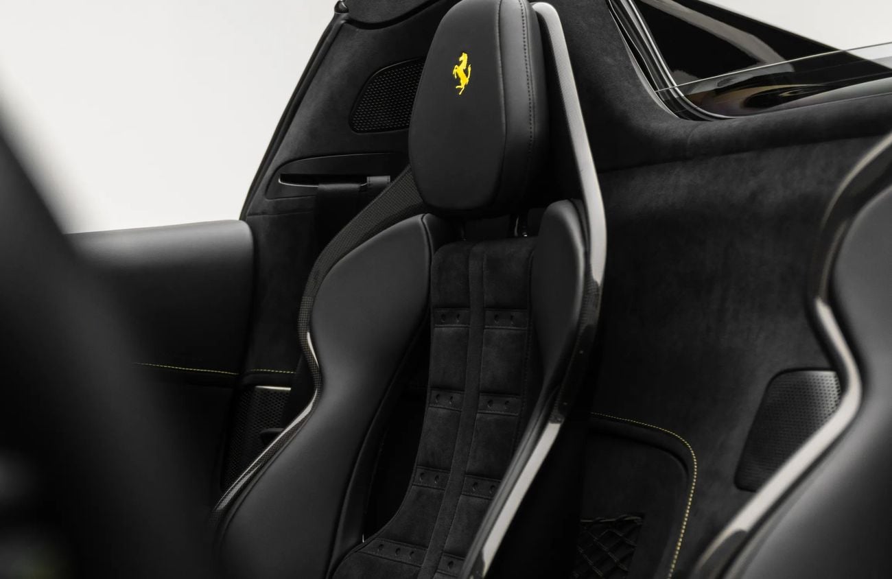 فيراري 12سيلندري 6.5 L Naturally Aspirated V12 Engine