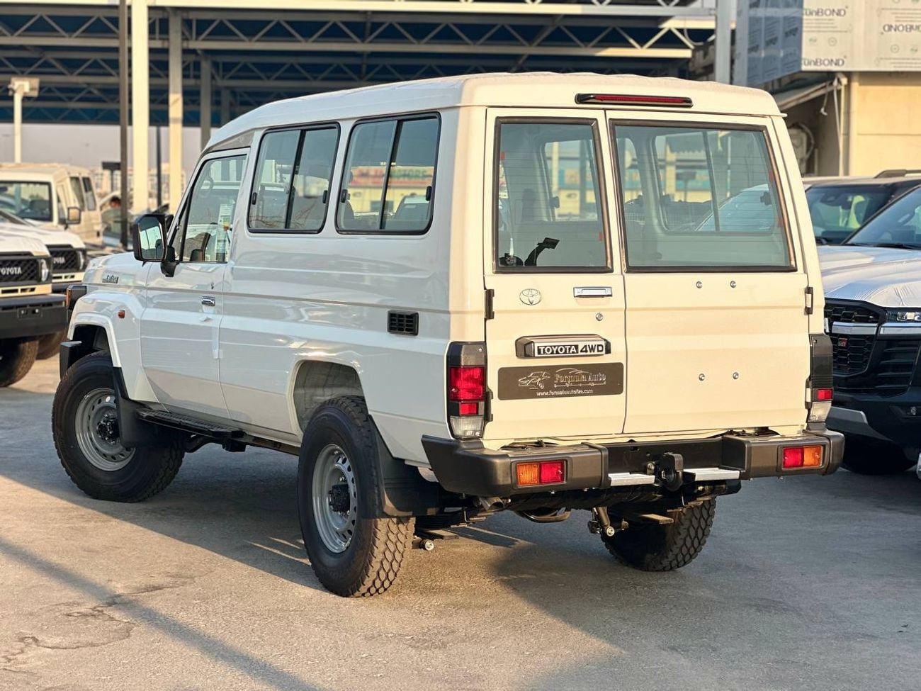 تويوتا لاند كروزر 70 LC 78 2.8L DSL M/T