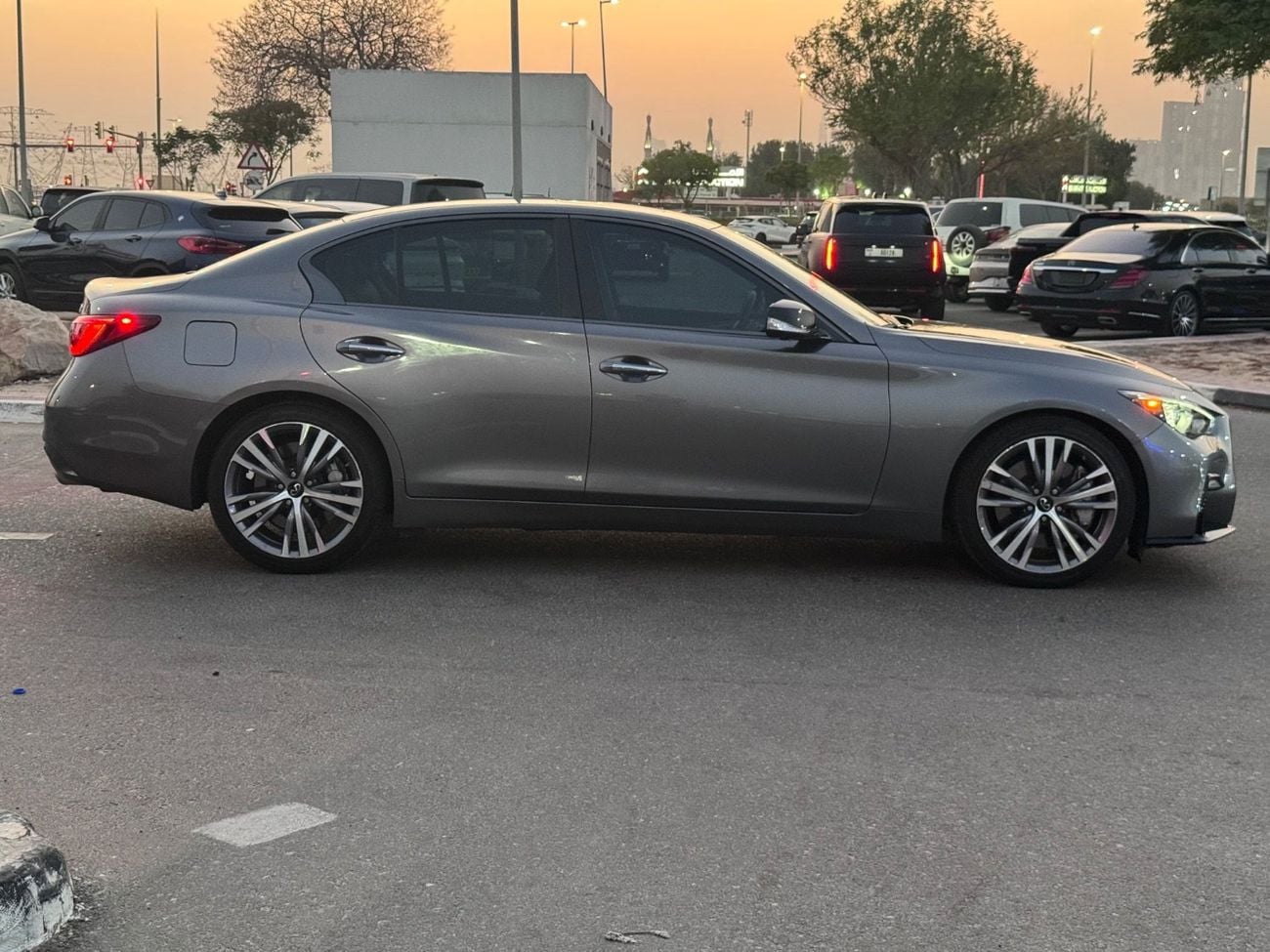 Infiniti Q50 SPORT SENSORY