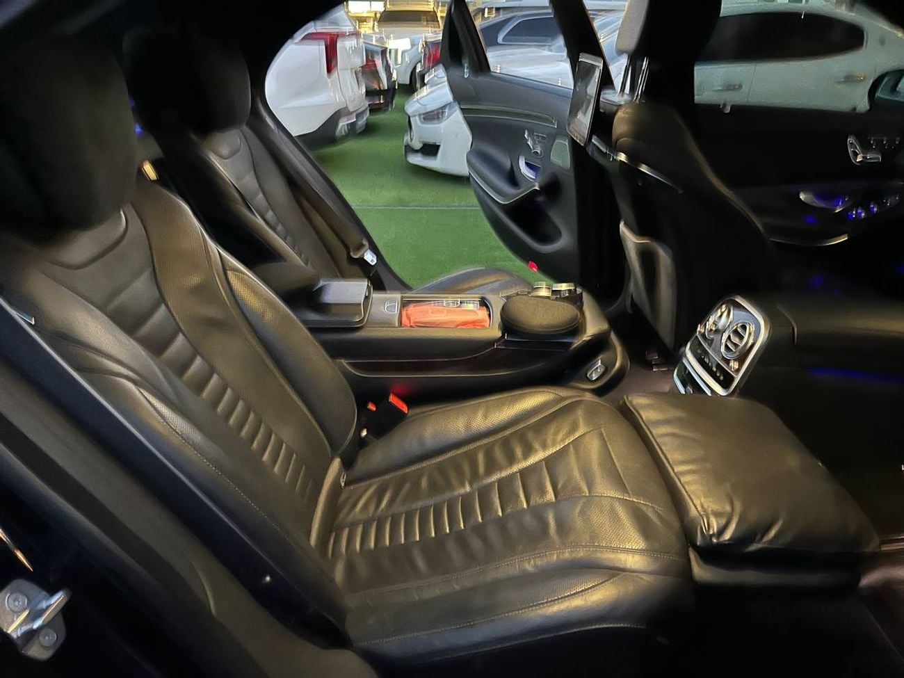 Mercedes Benz S560 STANDARD