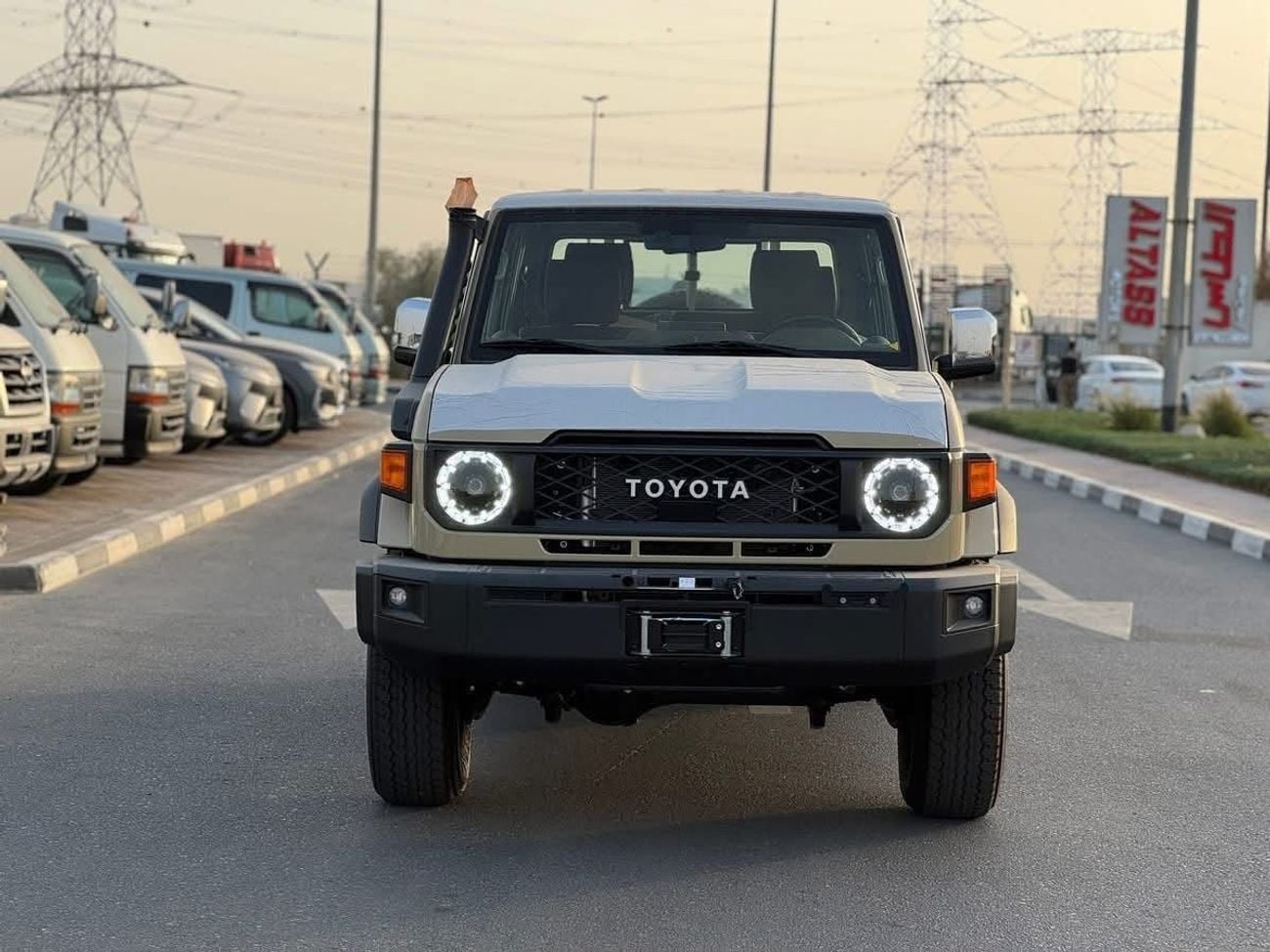 Toyota Land Cruiser Pickup 70 OMANI