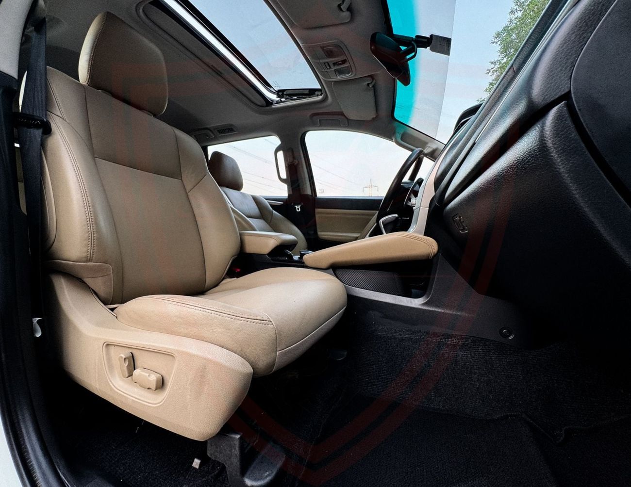 Mitsubishi Montero Sport GLS PREMIUM Mitsubishi Montero Sport | 3.0 L | 2023 | GCC | Accident-Free | In Excellent Condition | 1344 P.M