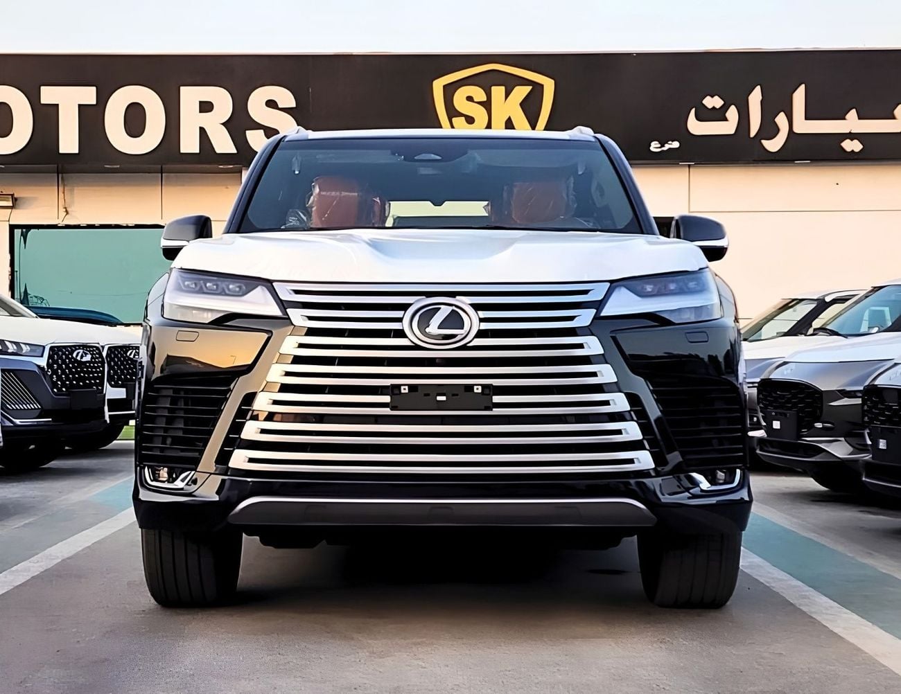 Lexus LX700h VIP LEXUS LX700 HYBRID SEATS || FULL OPTION | PETROL AT 3.5L V6 4WD (CODE # L7V) BLACK 2026