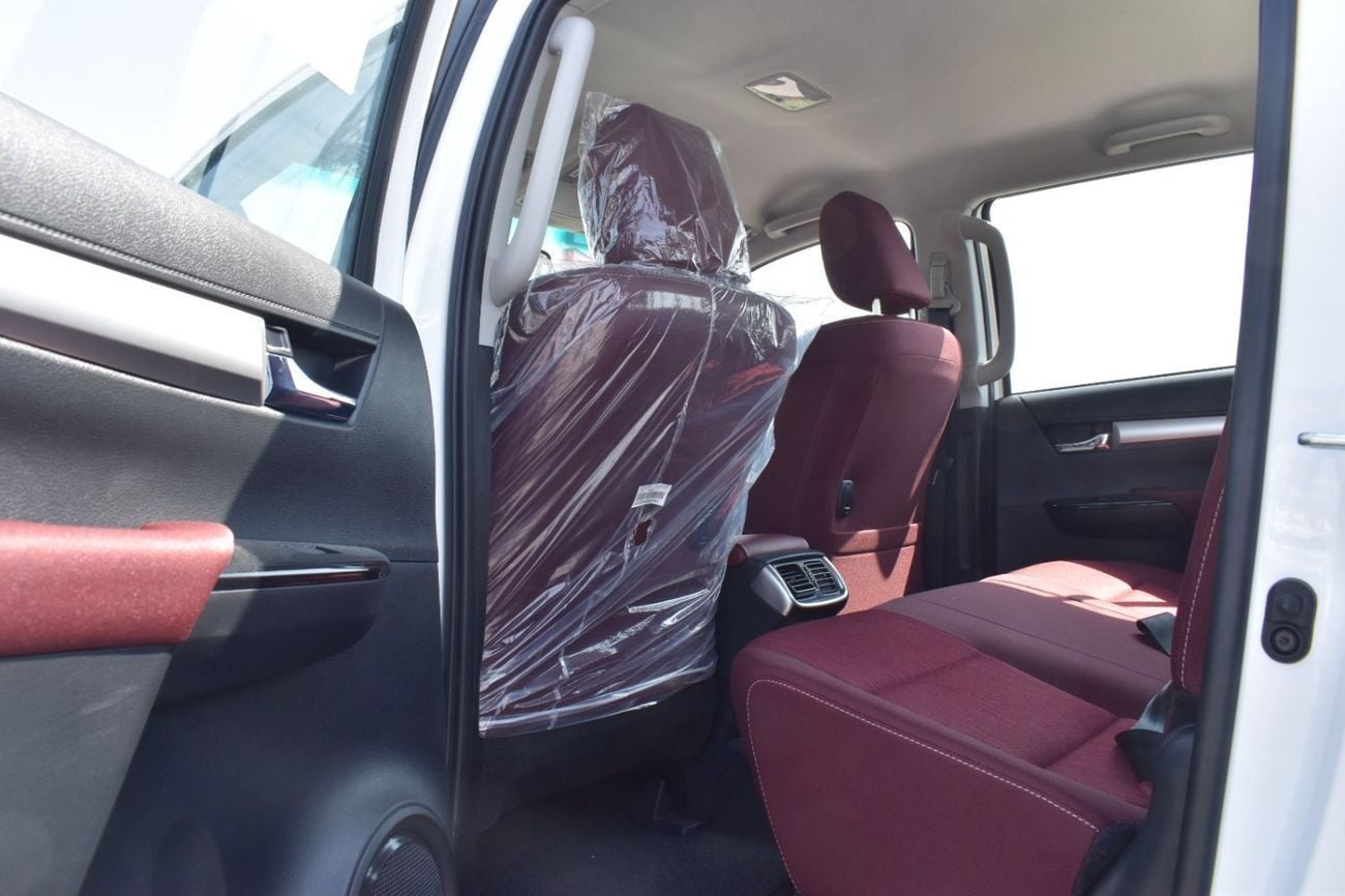 Toyota Hilux GLX MT 2.7 PETROL