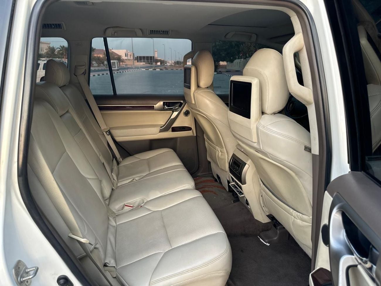Lexus GX460 GX460 || 4.6L V8 PETROL | SUNROOF | REAR ENTERTAINMENT SCREEN | FULL OPTION