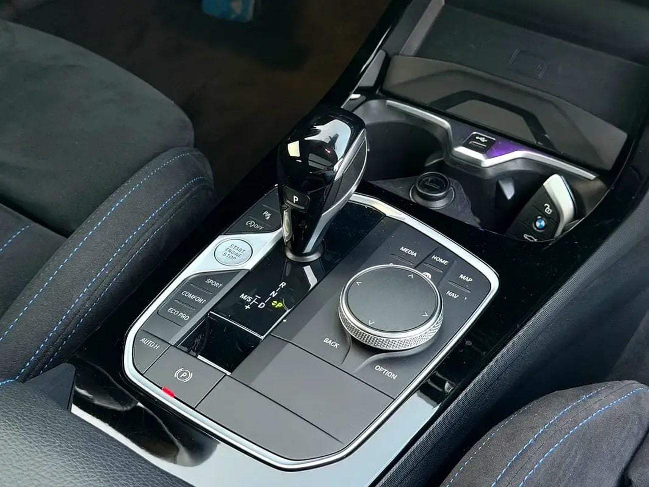 بي أم دبليو 120i M SPORT AGMC WARRANTY & SERVICE CONTRACT