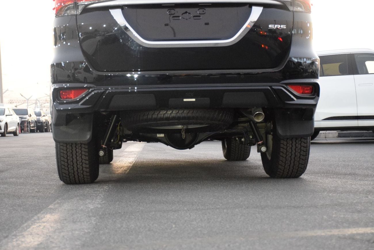 Toyota Fortuner SR5