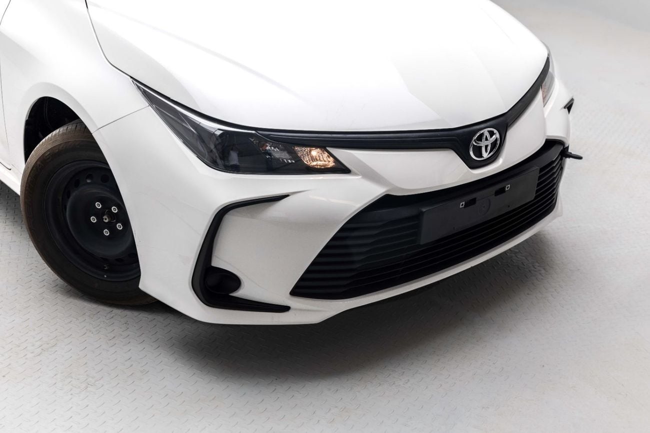 Toyota Corolla XLI E 1.6L - Super White Inside Formage | Export Only
