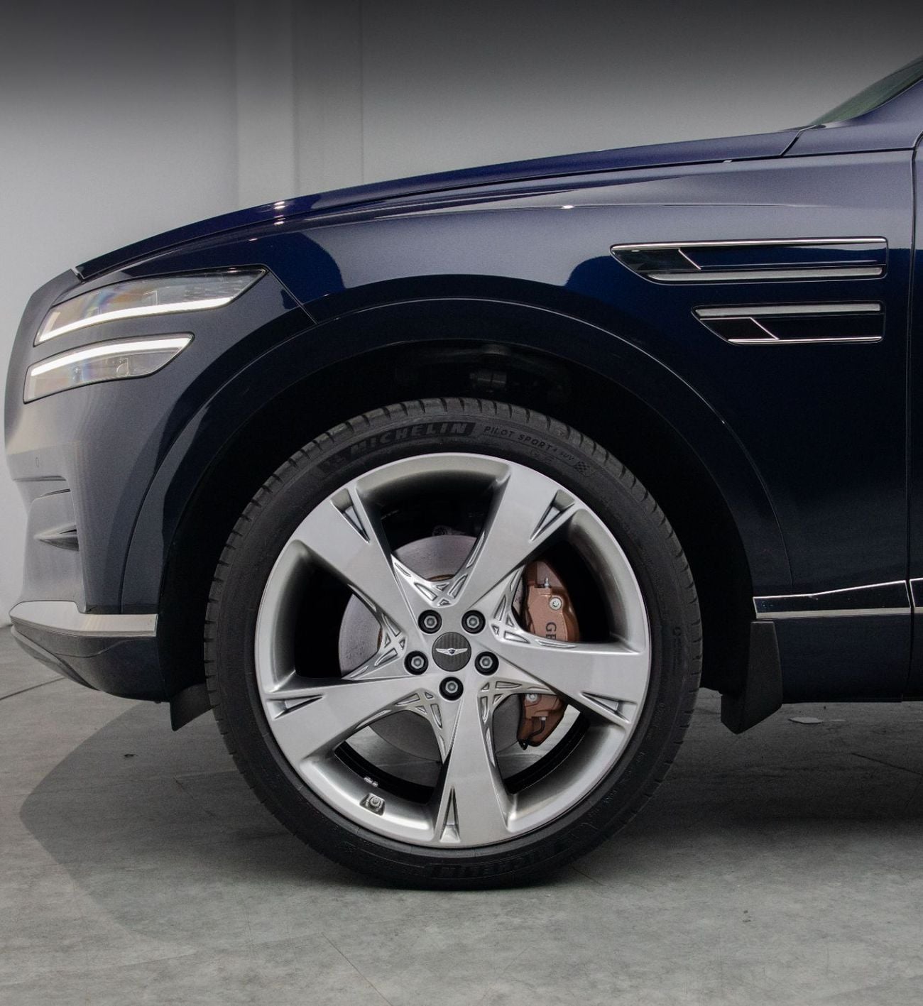 Genesis GV80 ROYAL