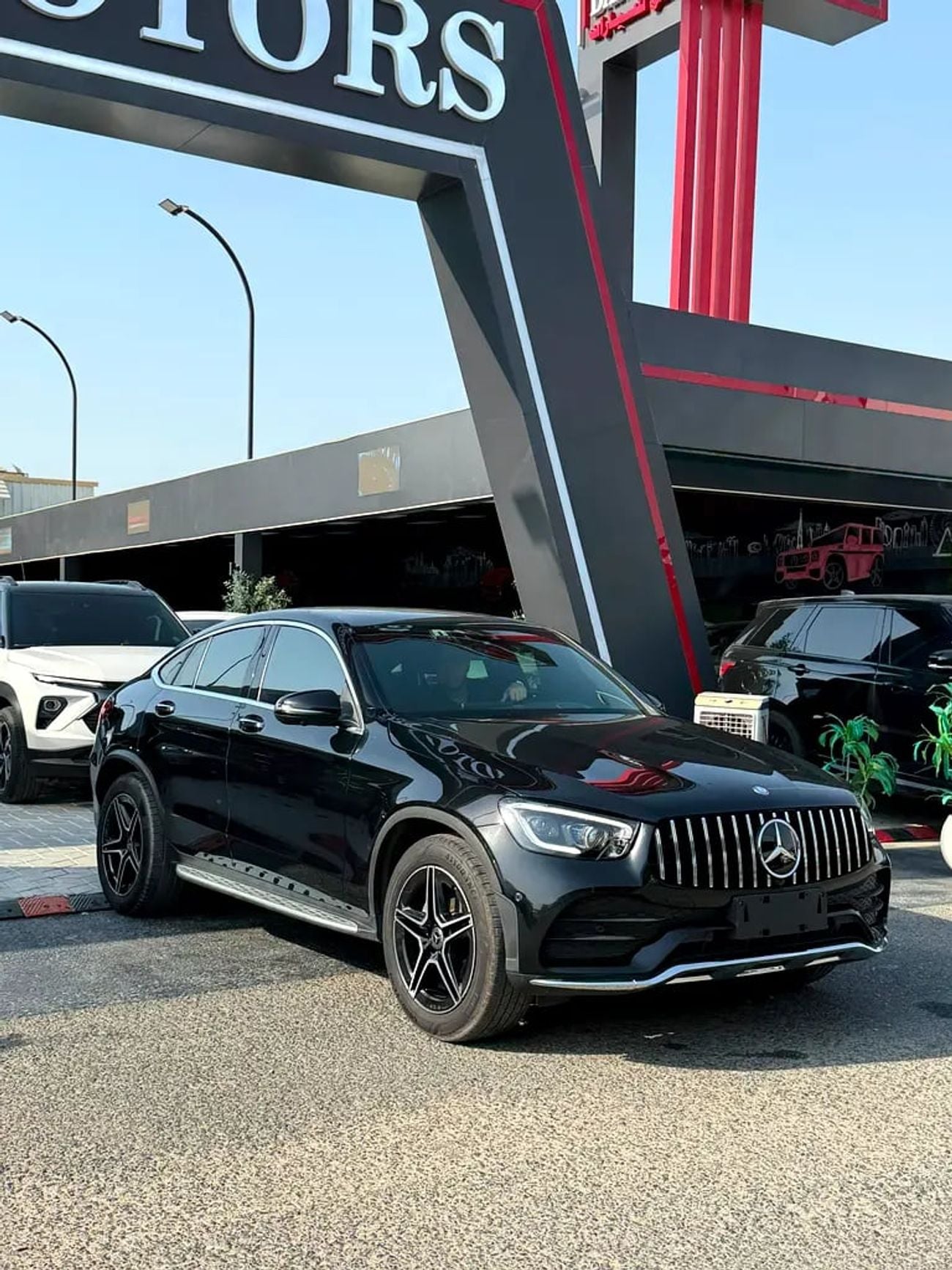 Mercedes Benz GLC 300 4MATIC Excellent condition – Well maintained Model: