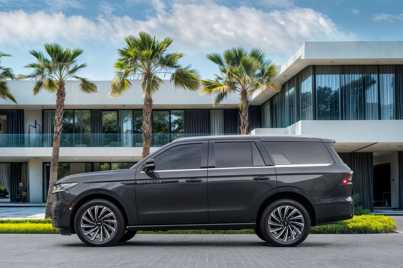 Lincoln Navigator Navigator Presidential | 8,030 P.M | 0% Downpayment | GCC