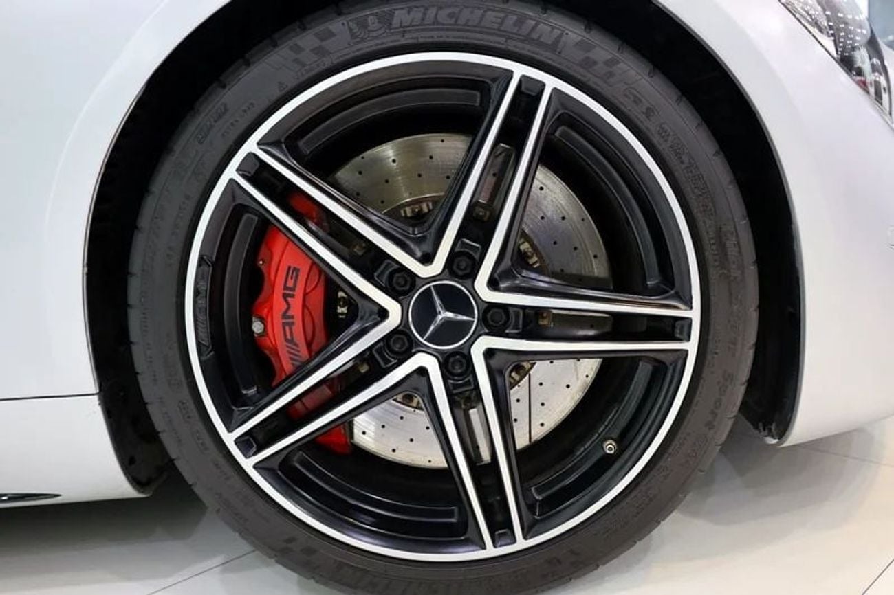 Mercedes Benz AMG GT C 2018 Mercedes-Benz AMG GT C, Carbon Fiber Interior, Burmester High-End Surround Sound System!!