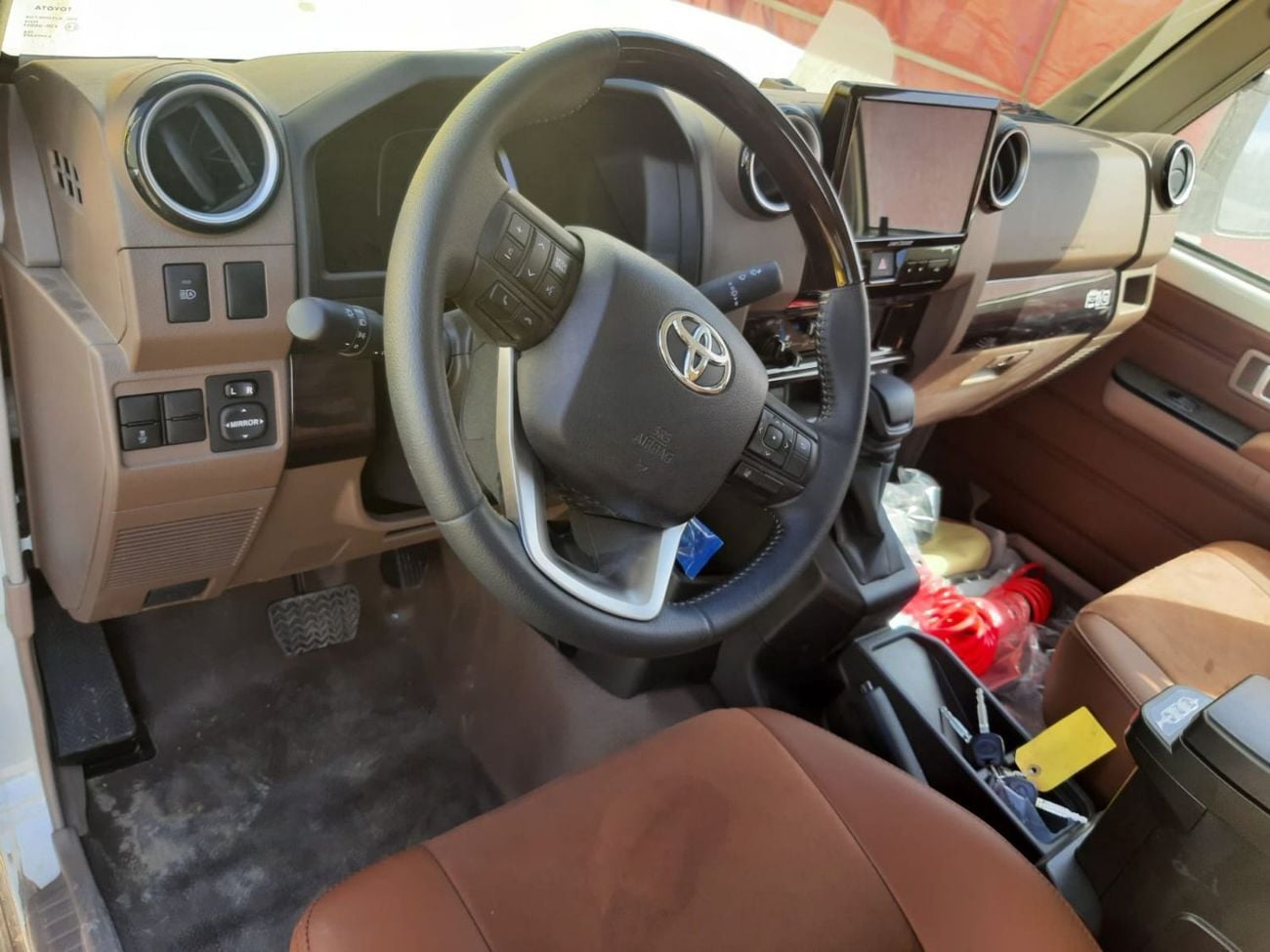 Toyota Land Cruiser 70 LC79 LX TOYOTA LAND CRUISER DC 2.8L AT FULL OPTION